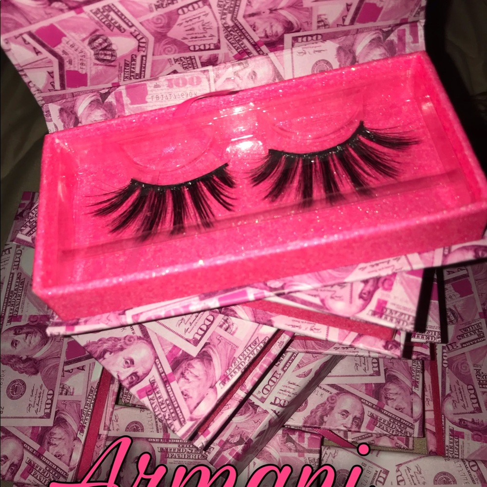 Mink Lashes - Picture 6 of 6